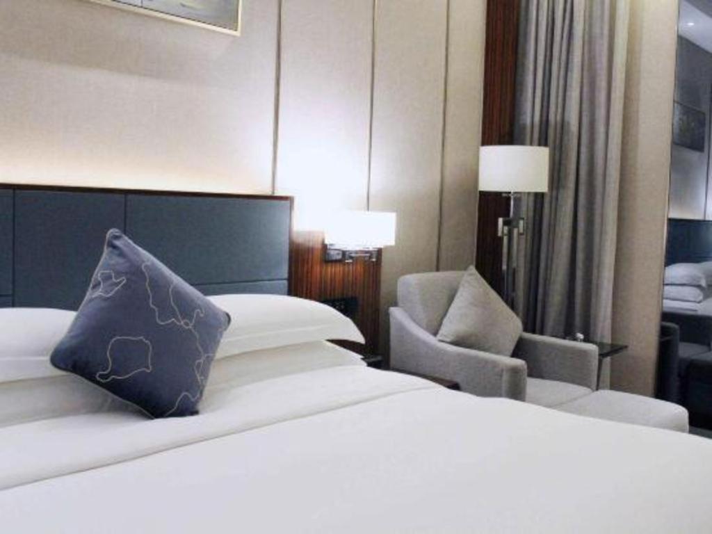 Ramada Foshan Shunde Εξωτερικό φωτογραφία